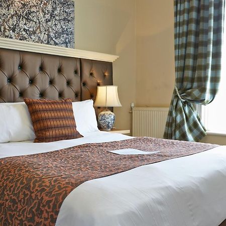 King'S Head Hotel By Greene King Inns Вімборн-Мінстер Екстер'єр фото