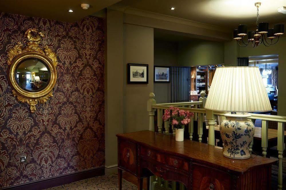 King'S Head Hotel By Greene King Inns Вімборн-Мінстер Екстер'єр фото